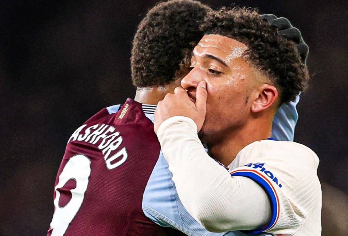 Tinh canh trai nguoc cua Rashford va Sancho hinh anh