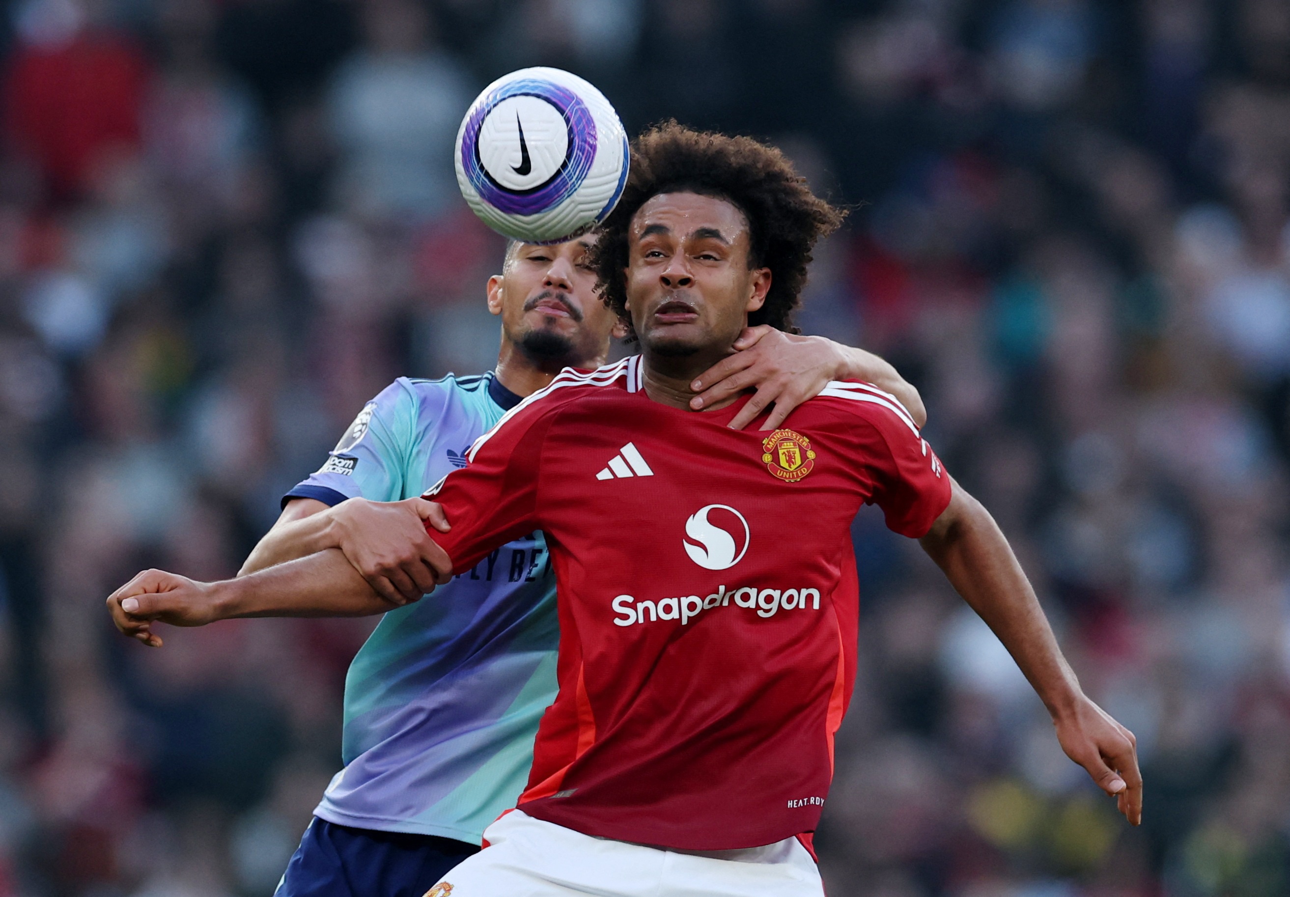 MU duy tri ky luc kho tin hinh anh