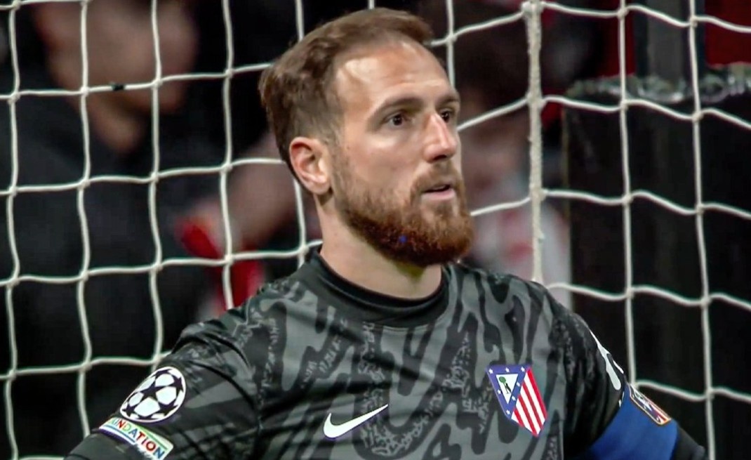 Guong mat that than cua Oblak hinh anh