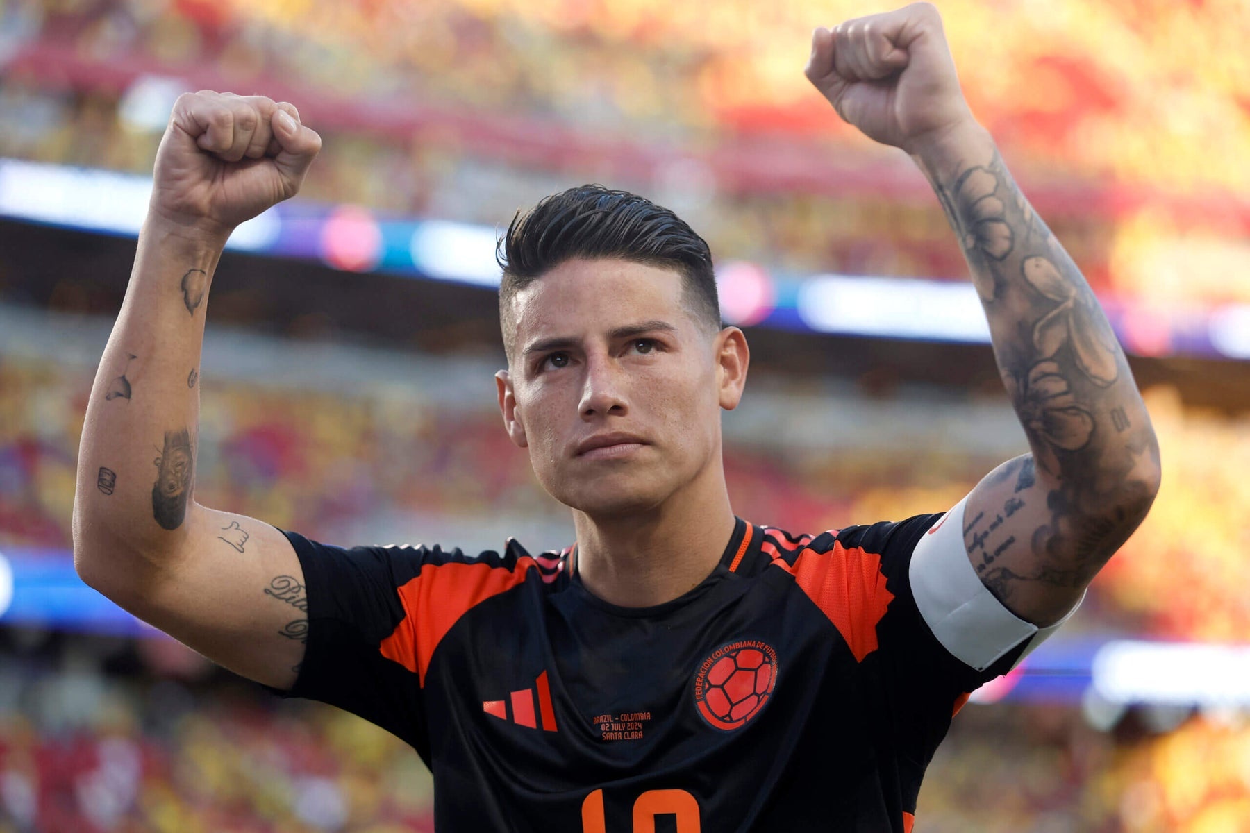 James Rodriguez tao tranh cai hinh anh