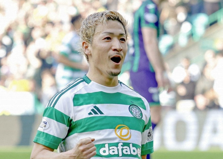 Sao Nhat Ban tiep da thang hoa o chau Au hinh anh