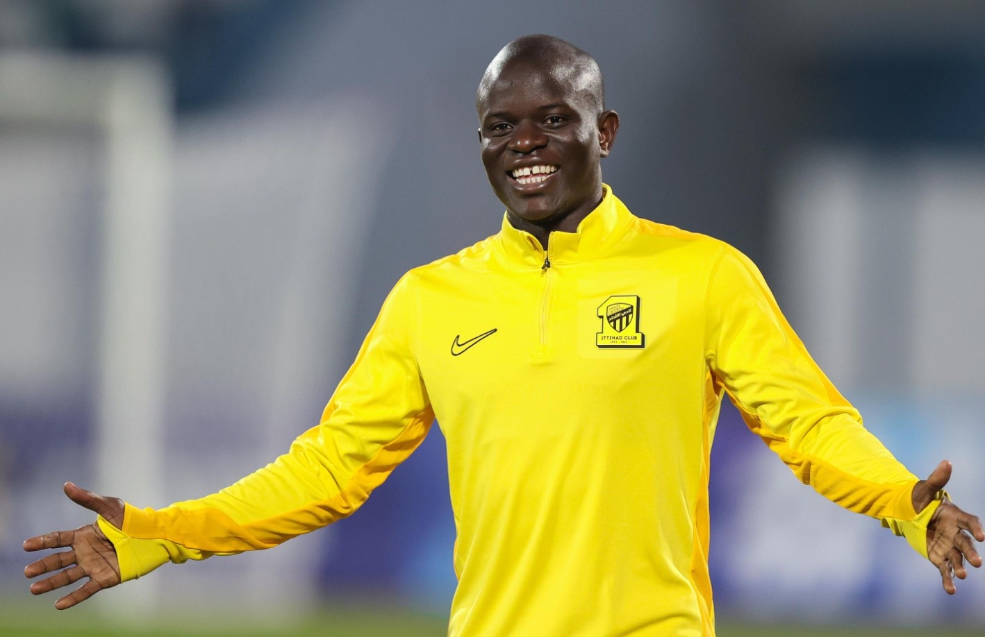 Doi cua Solskjaer tinh gay bat ngo voi Kante hinh anh