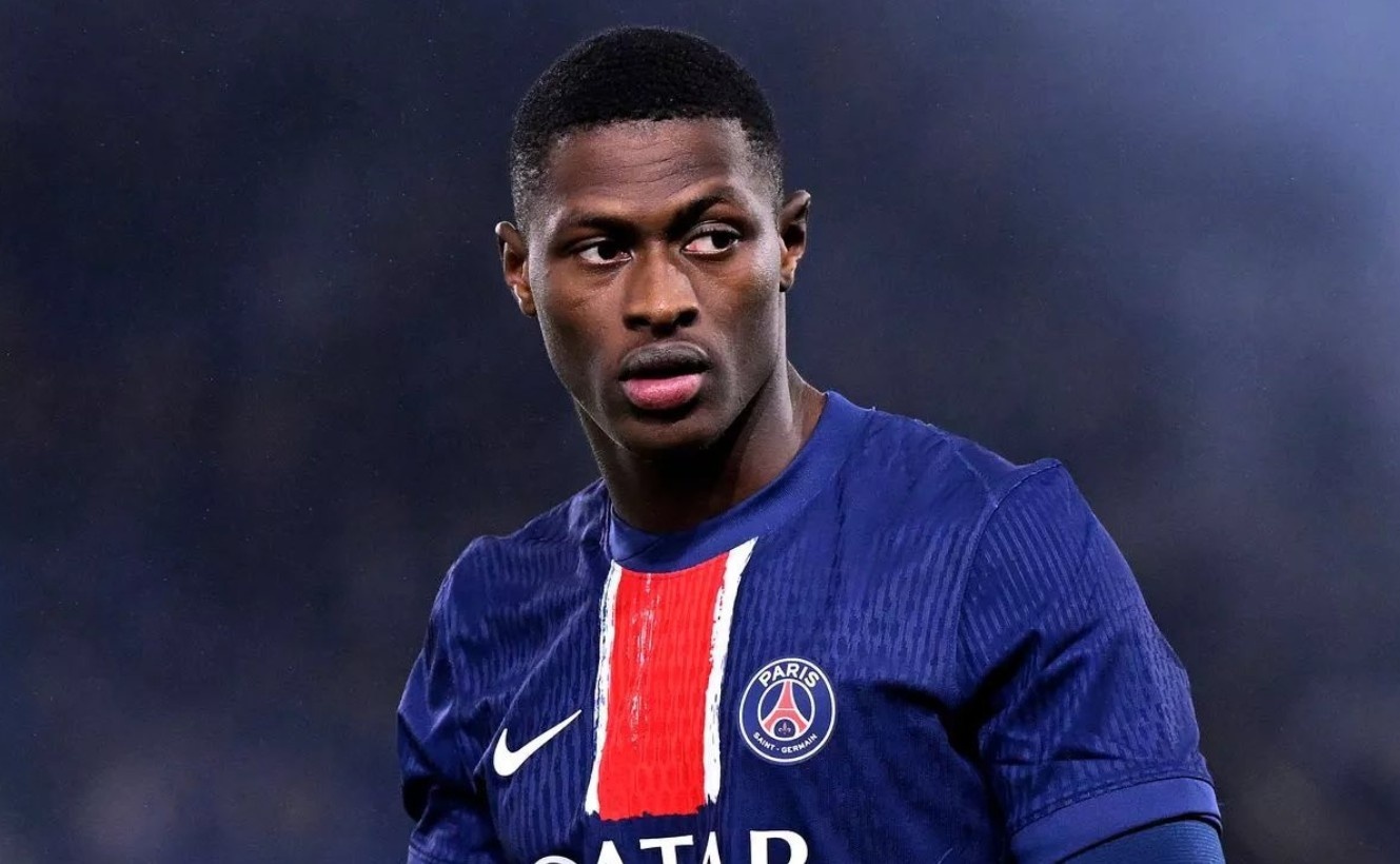 Fan MU tiec nuoi sao PSG hinh anh