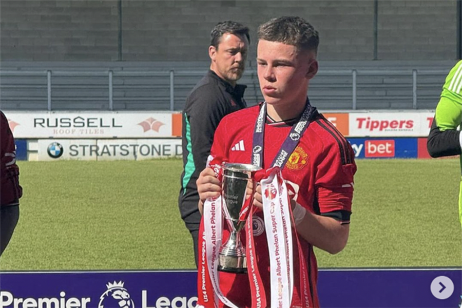 Con trai Rooney ruc sang hinh anh