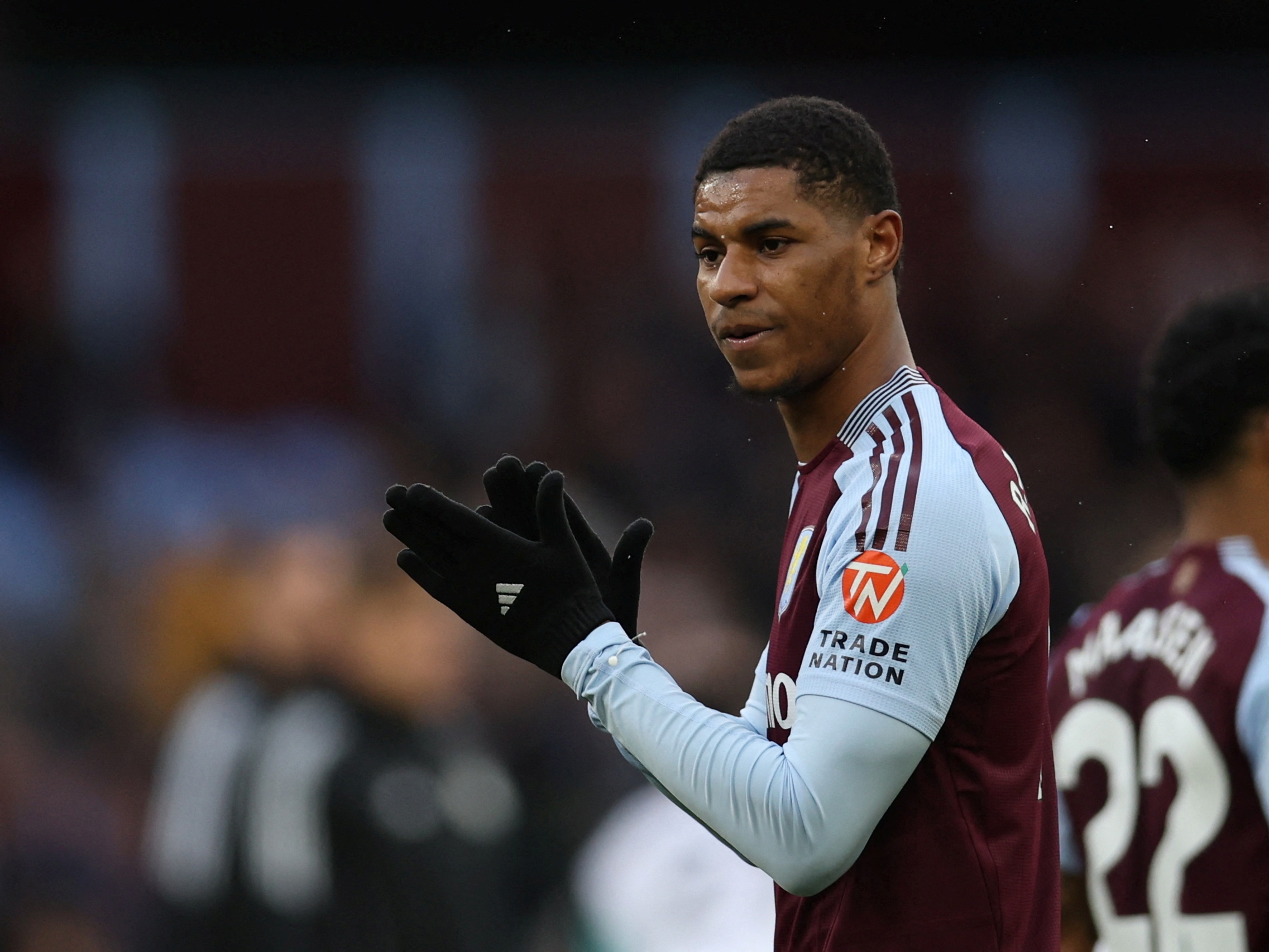 Rashford lai gay ngo ngang hinh anh