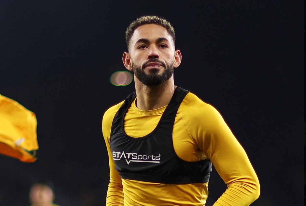 MU duoc khuyen chieu mo 8 tan binh hinh anh