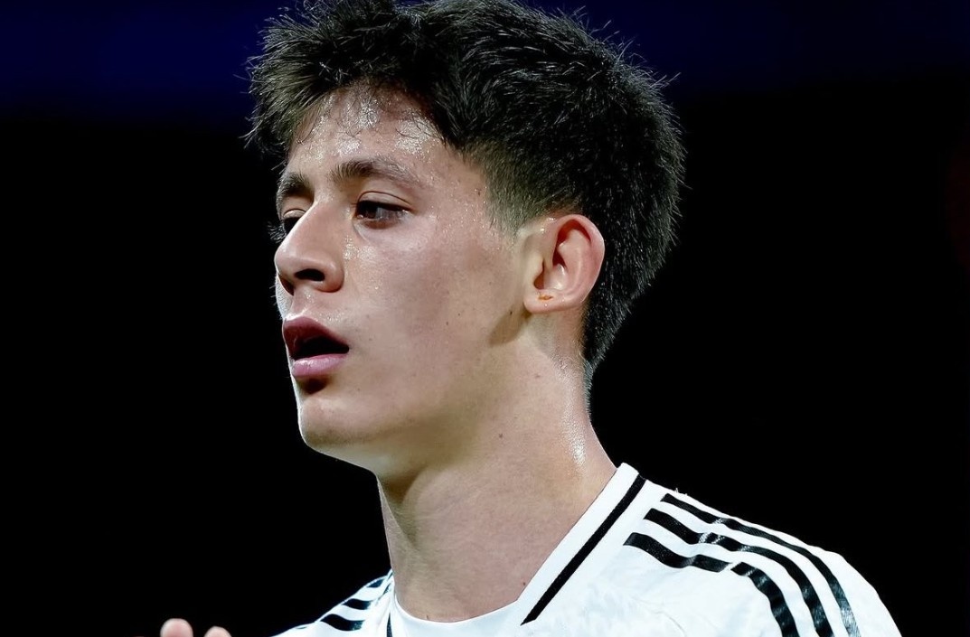 Pha phoi hop gay tranh cai cua Real Madrid hinh anh