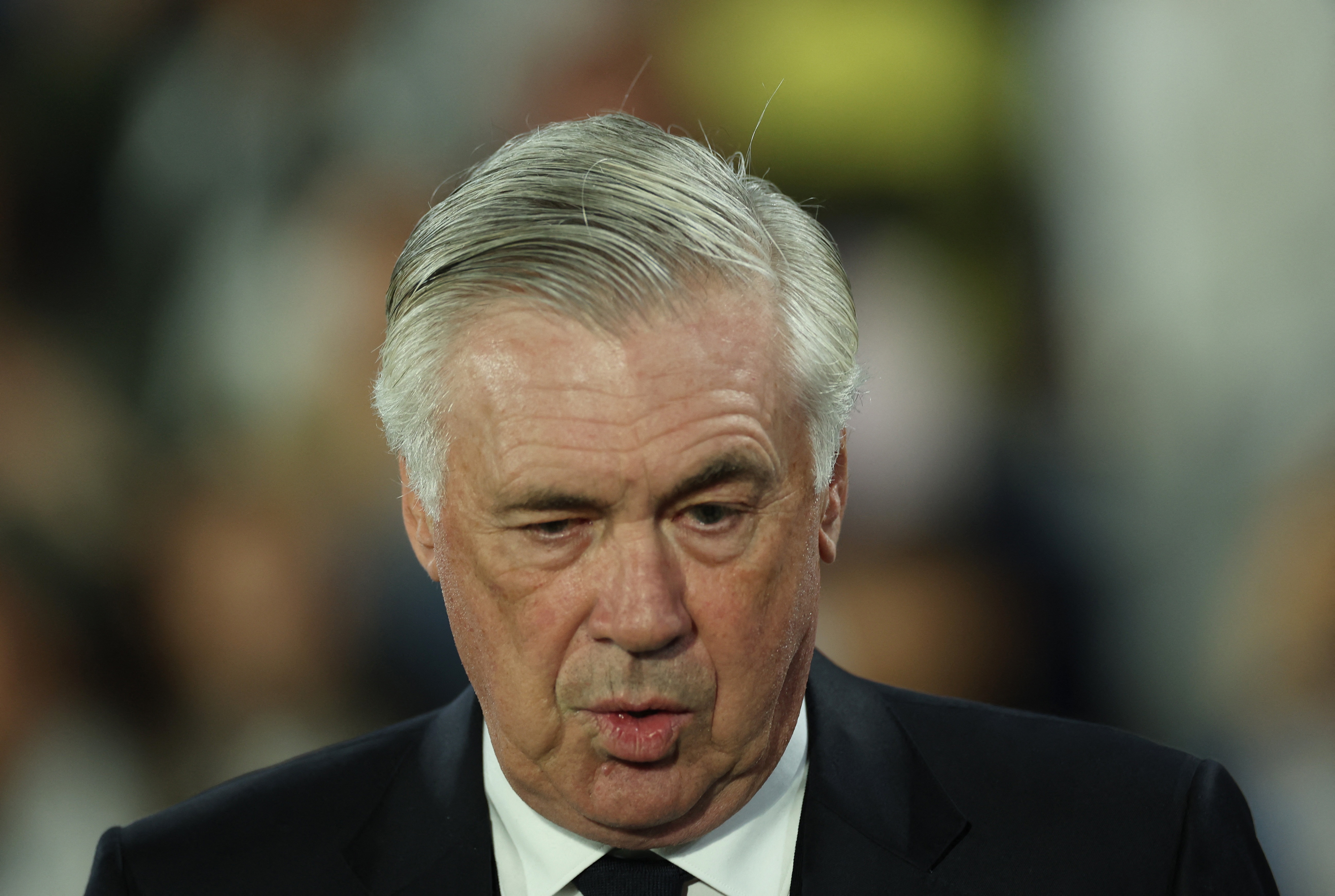 Ancelotti tren duong roi Real Madrid hinh anh
