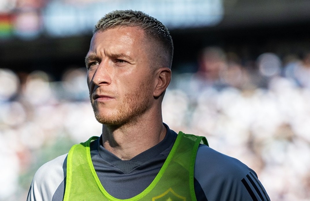 Doi cua Marco Reus lam nguy hinh anh