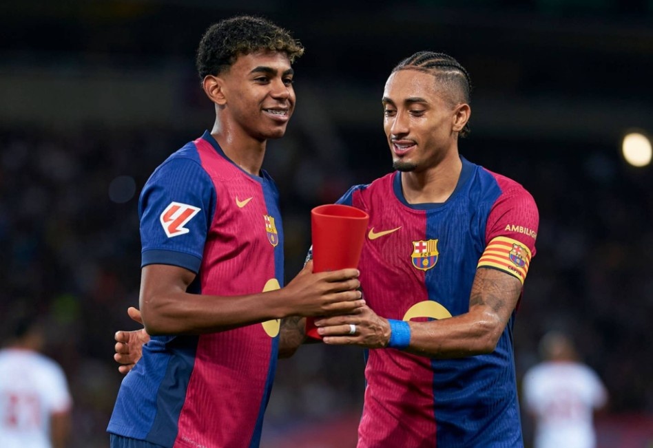 Yamal, Raphinha tang toc trong cuoc dua Qua bong vang hinh anh