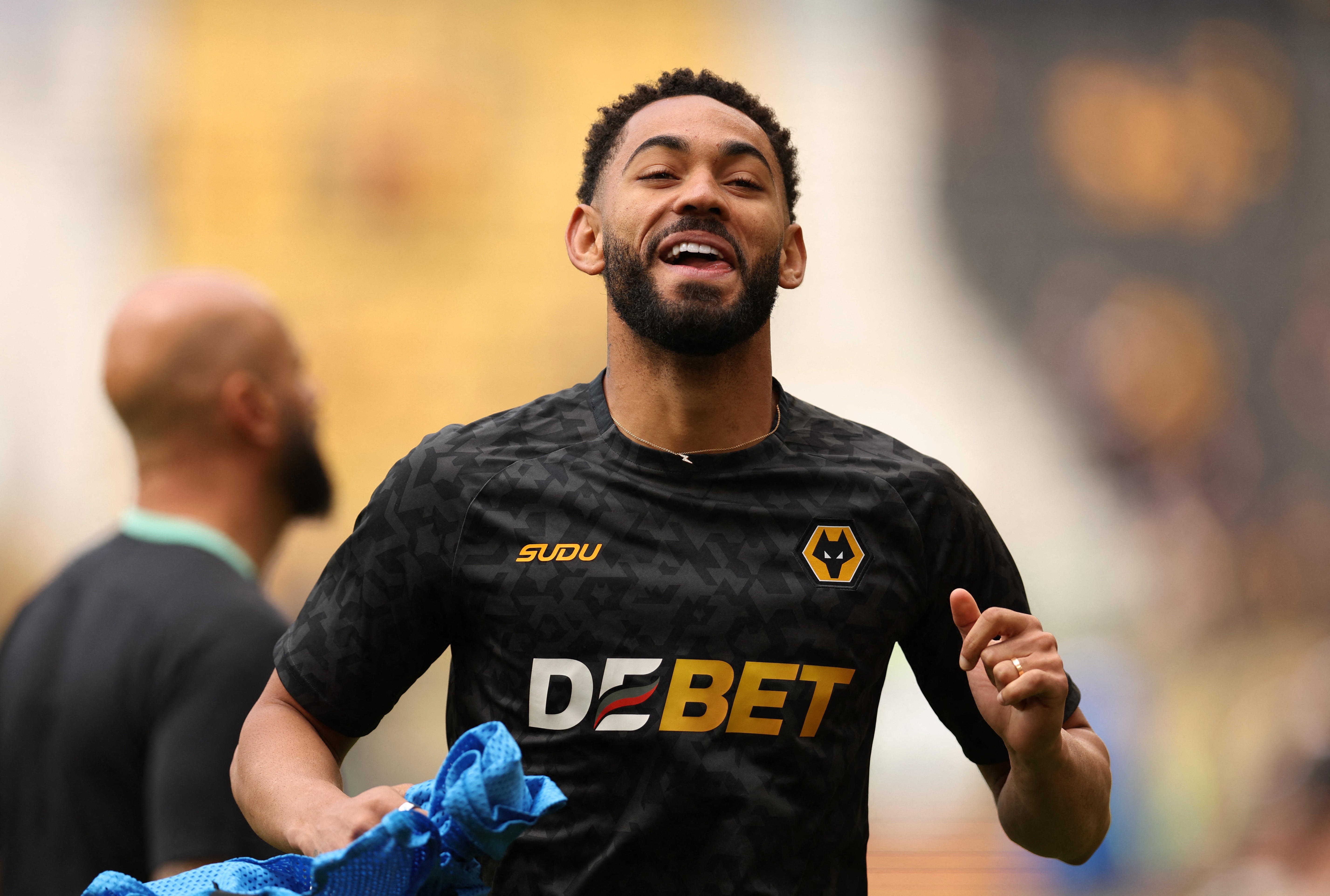 Cunha co the pha ky luc chuyen nhuong tai Wolves hinh anh