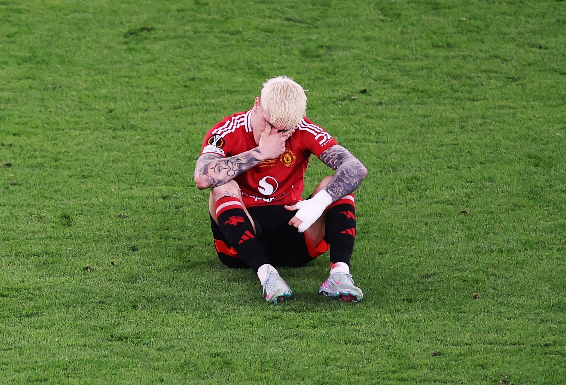 Quyet dinh tranh cai cua Amorim voi Garnacho hinh anh