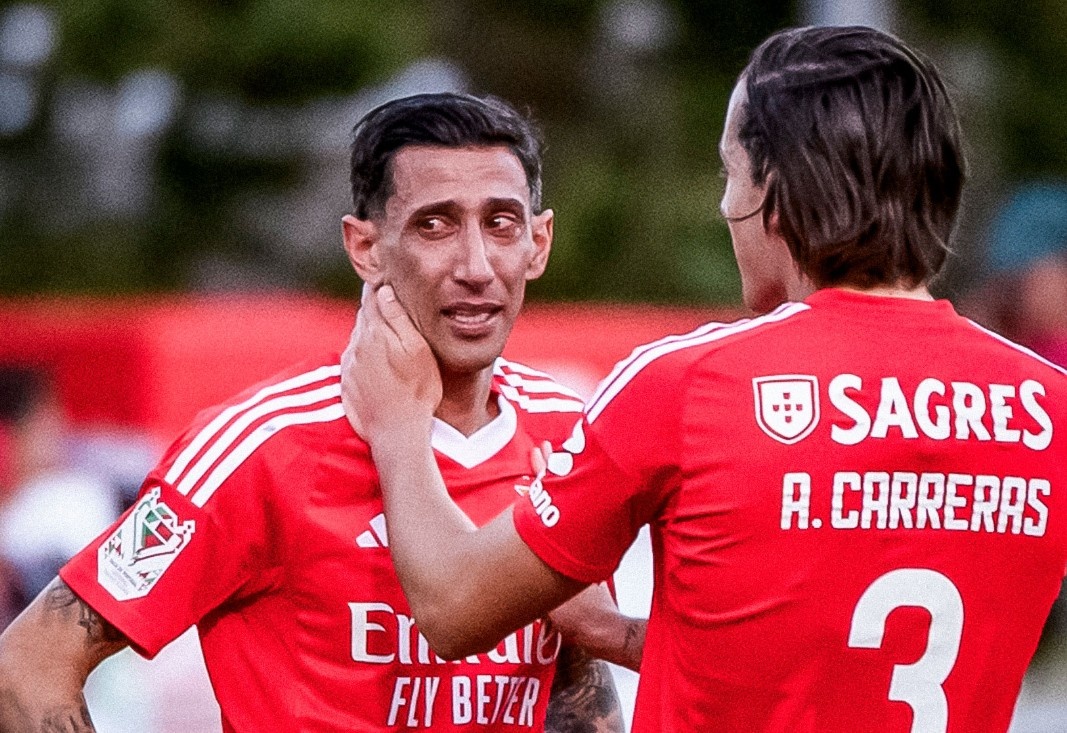 Di Maria bat khoc hinh anh