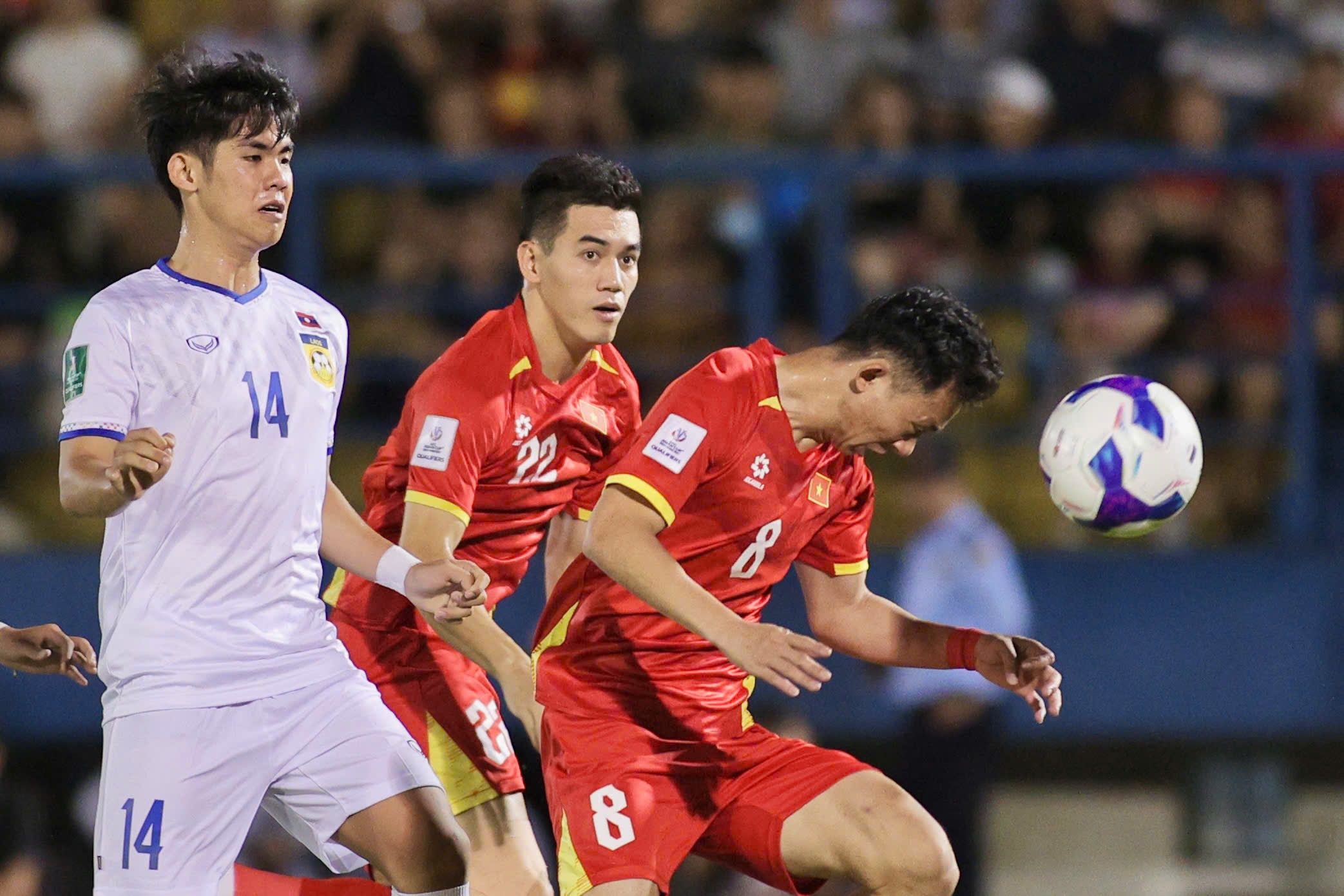 'Phu thuy' Rajagobal: 'Tuyen Viet Nam phai de chung Malaysia' hinh anh