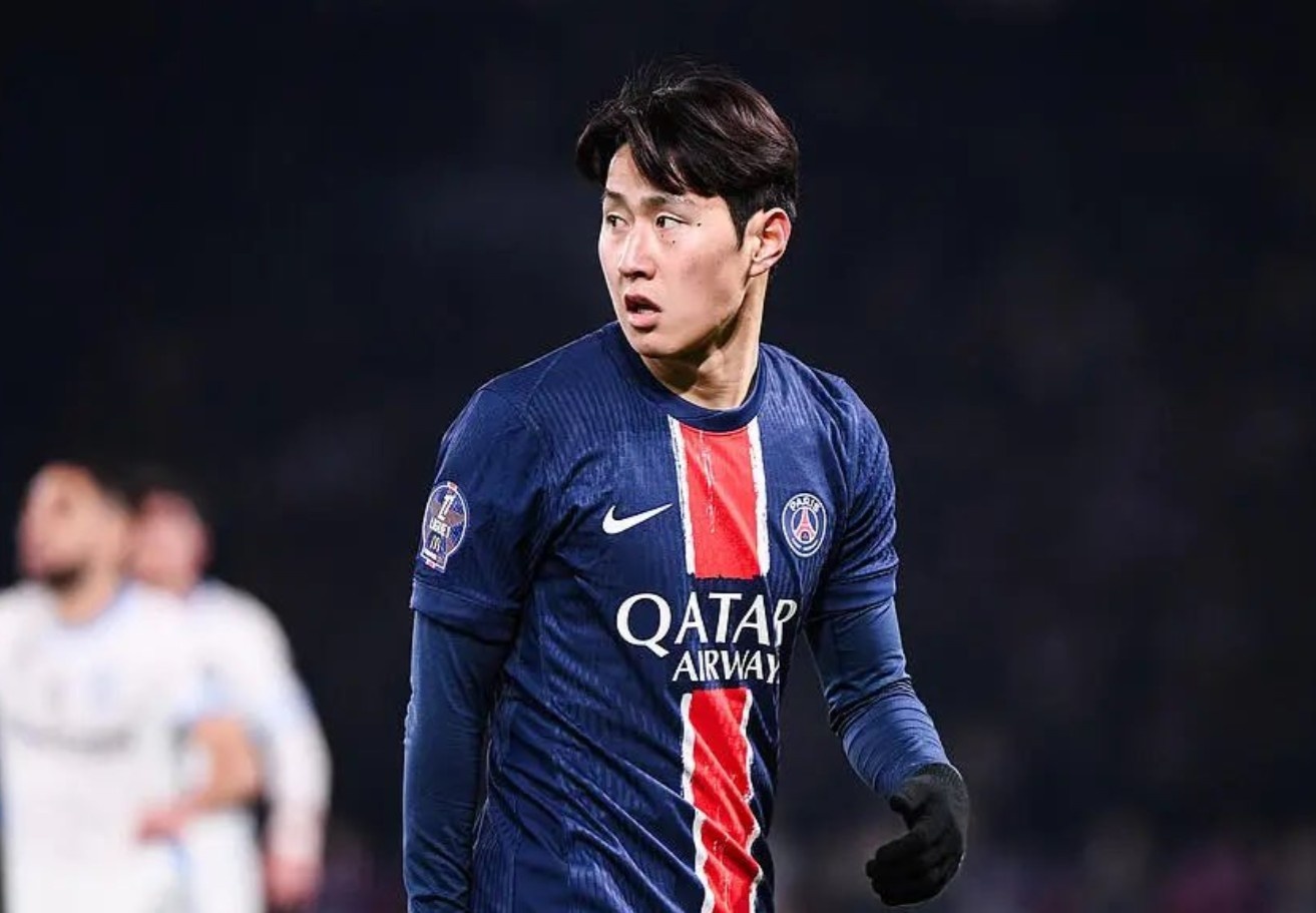 Nha vo dich Serie A san don Lee Kang-in hinh anh