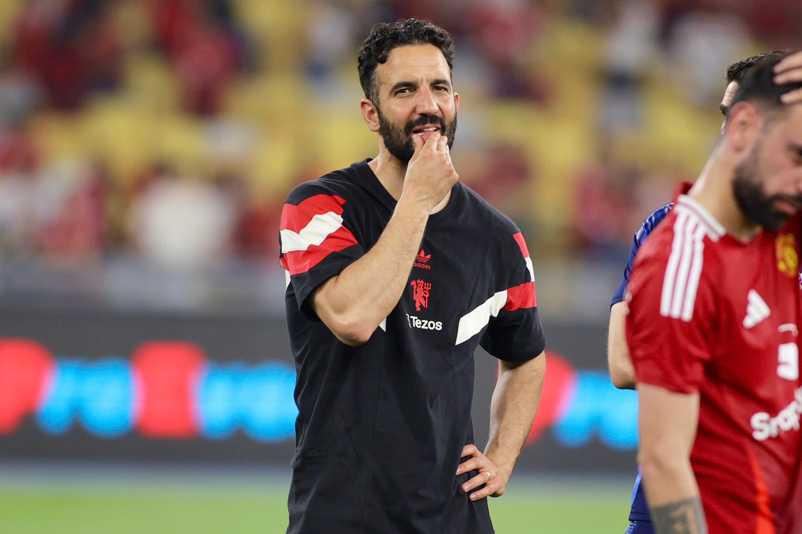 Amorim that vong hinh anh