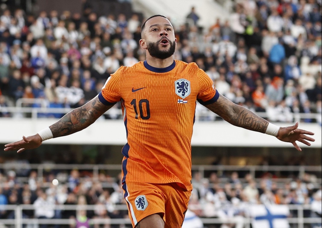 Depay sap thanh chan sut hay nhat lich su Ha Lan hinh anh