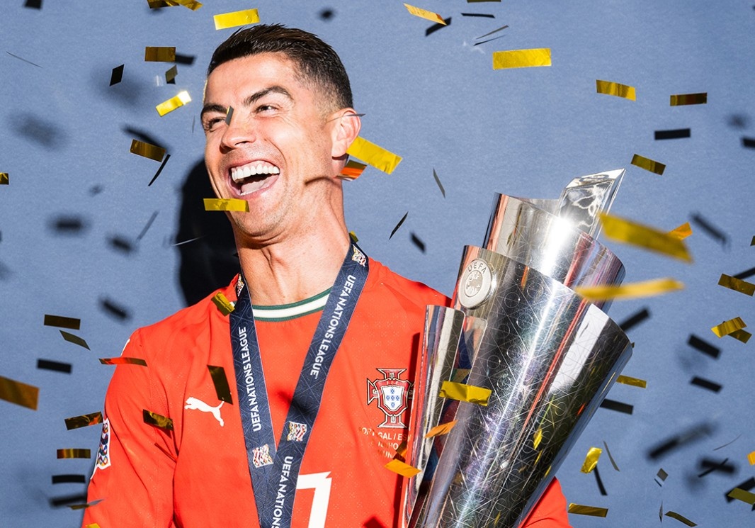 Ronaldo kiem gan nua ty bang sau khi roi MU hinh anh