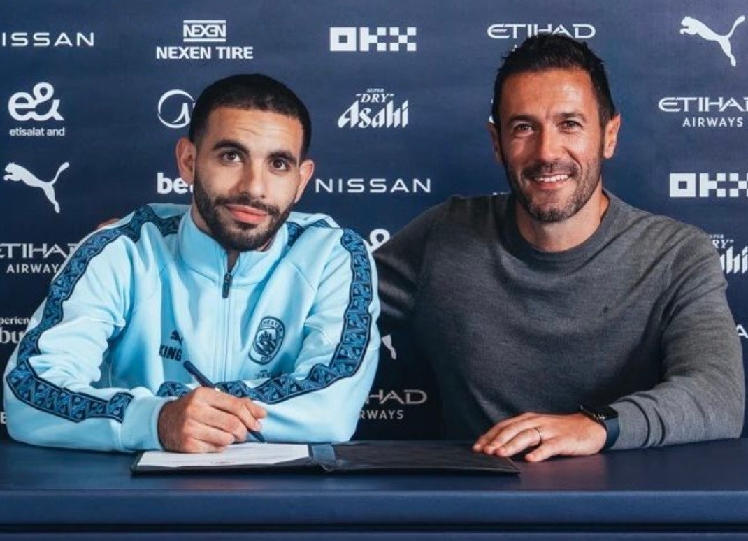 Man City cong bo tan binh thu hai hinh anh