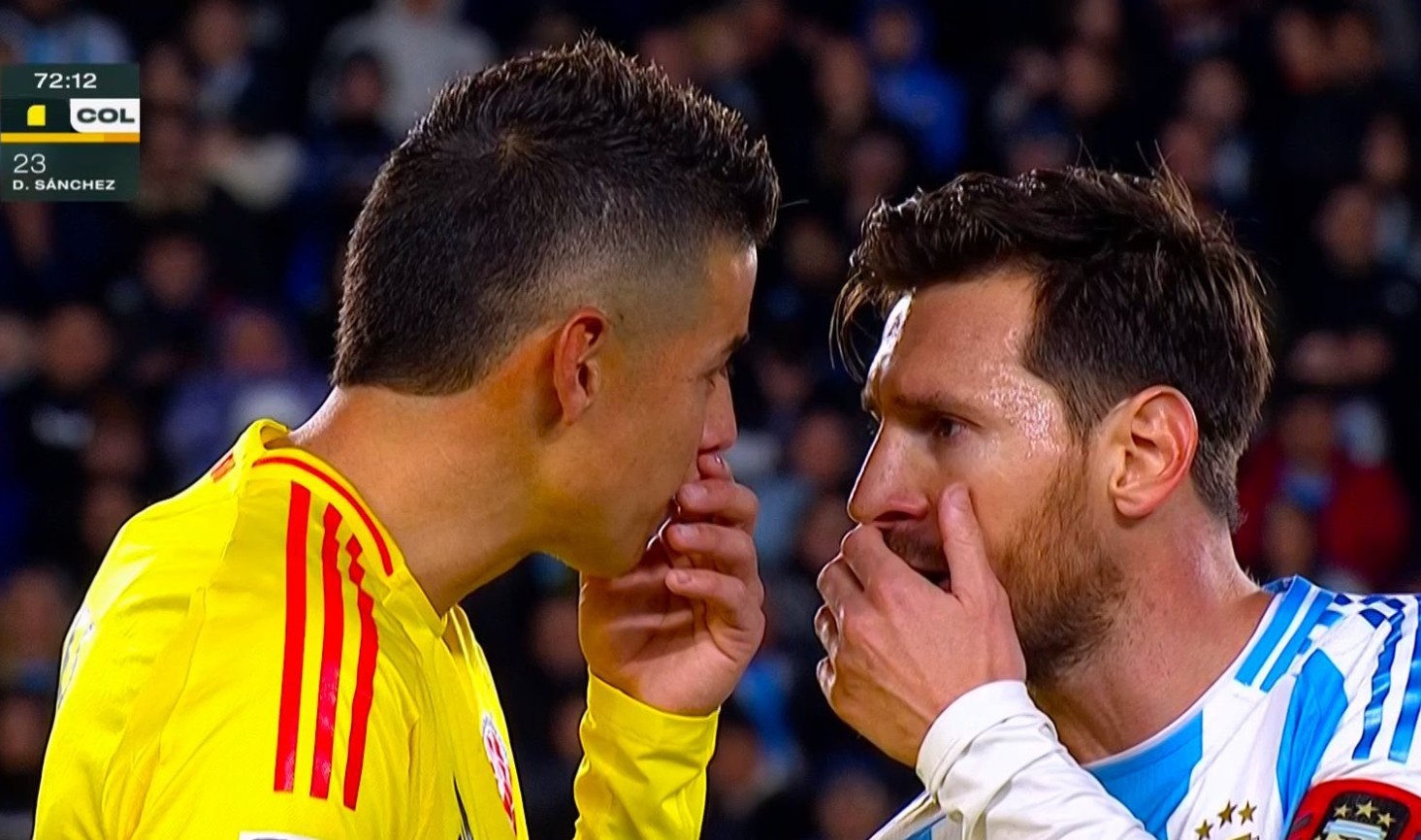 Messi noi gian voi James Rodriguez hinh anh