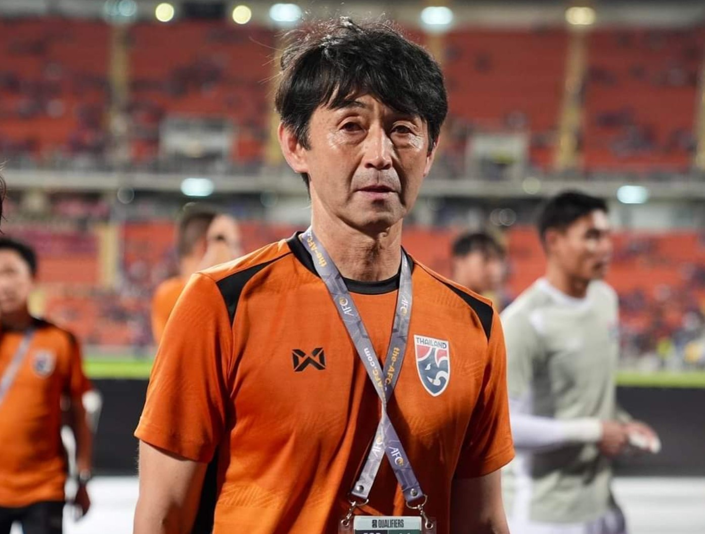 HLV tuyen Thai Lan vuong tranh cai hinh anh