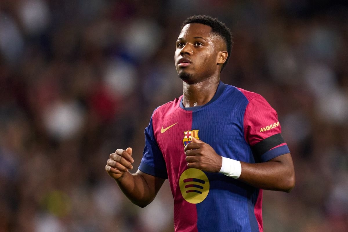 Fati gap tro ngai khi roi Barcelona hinh anh