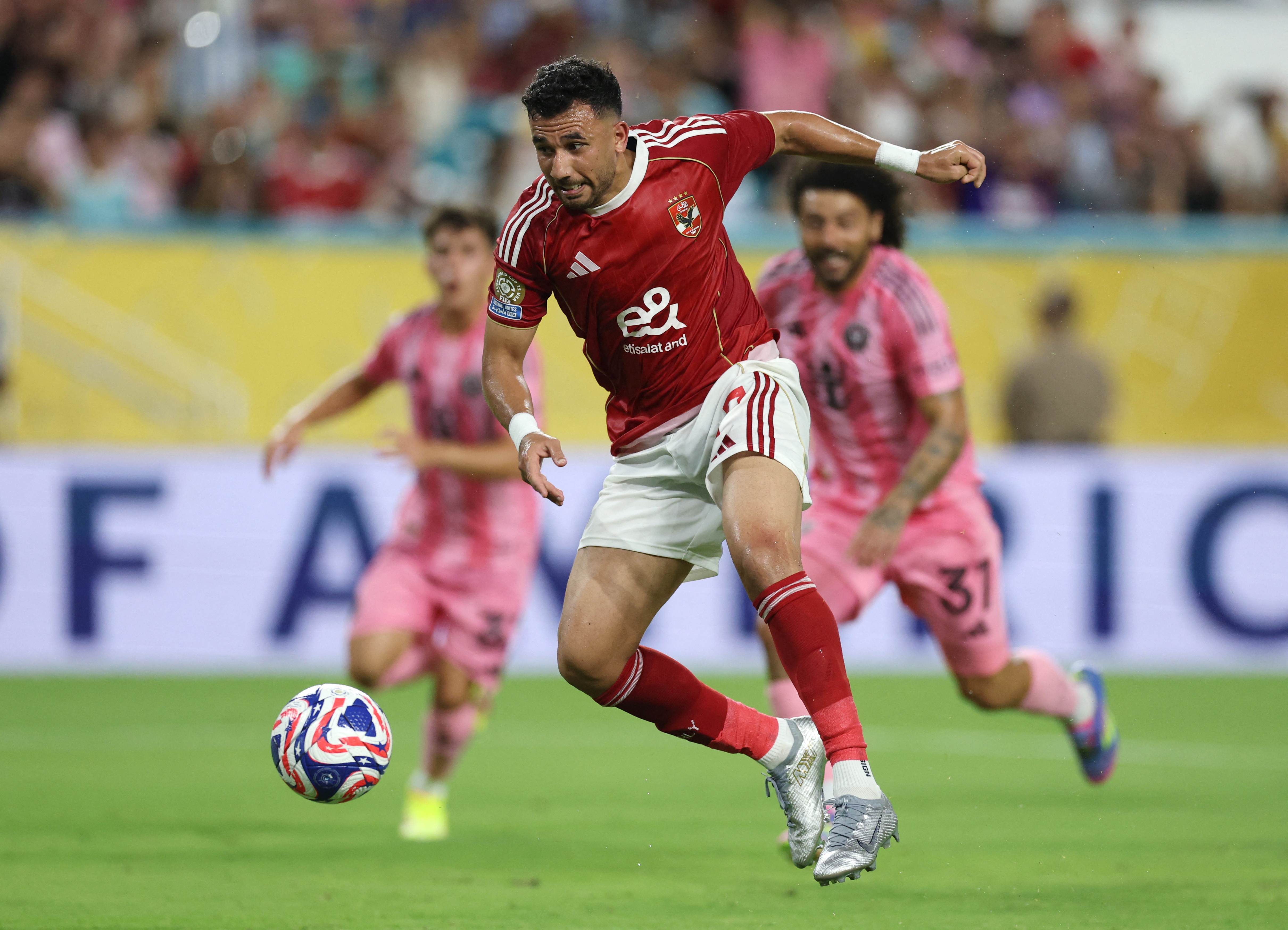 Tien dao bi trung phat vi hong phat den truoc Inter Miami hinh anh