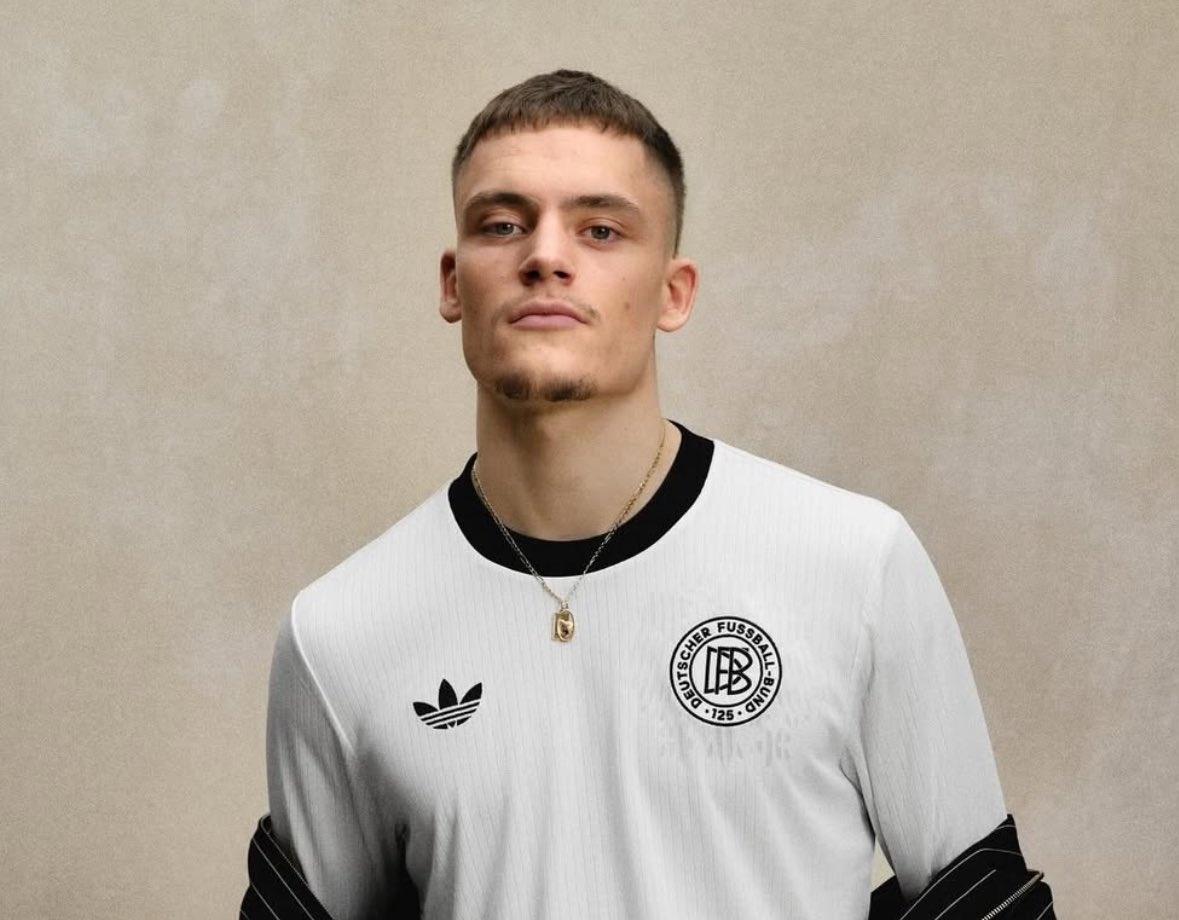 Thoi diem Wirtz ra mat Liverpool hinh anh