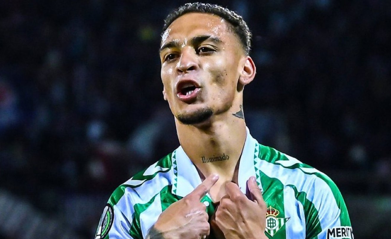 Ly do Antony chua the roi MU hinh anh