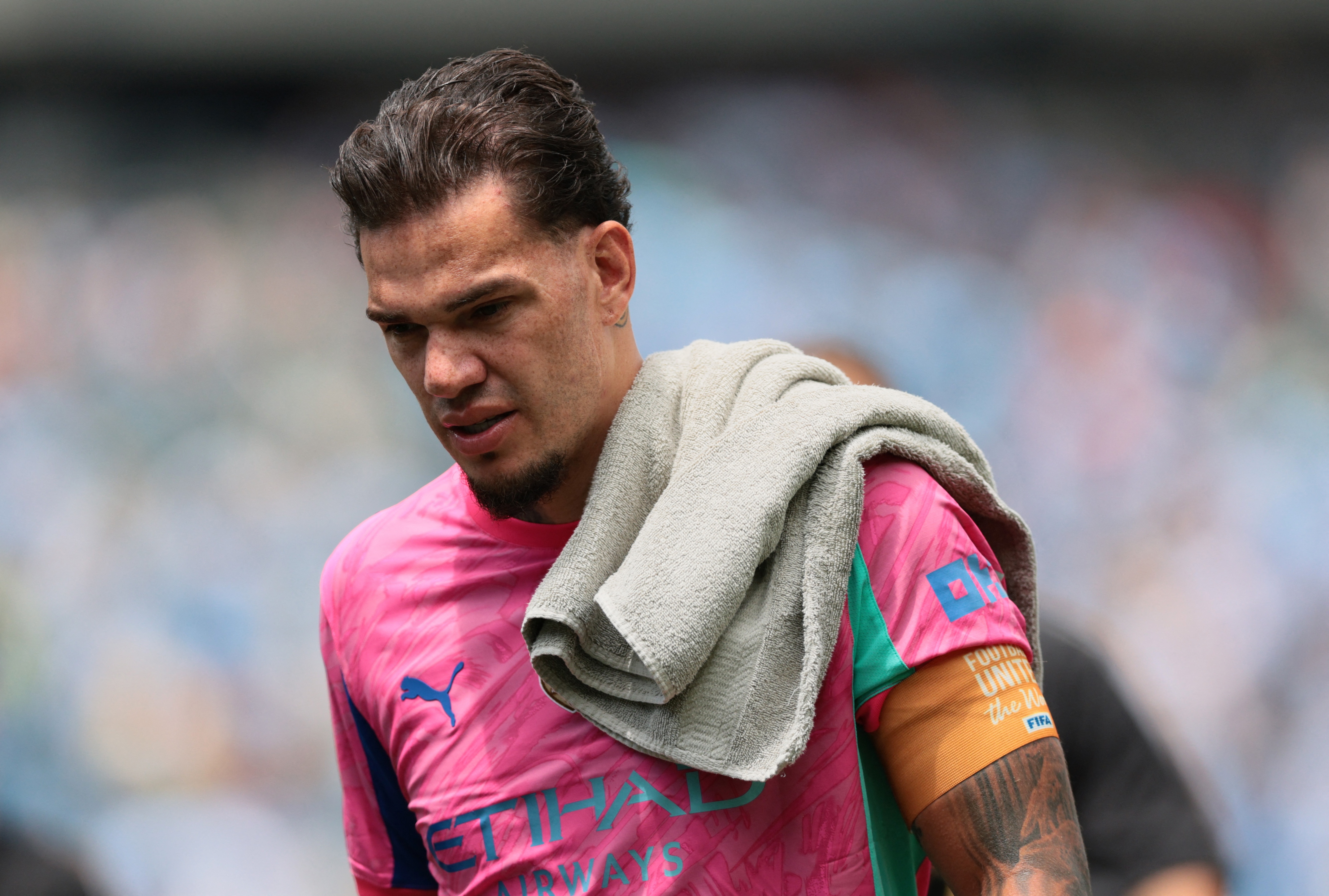 Ederson chot tuong lai hinh anh