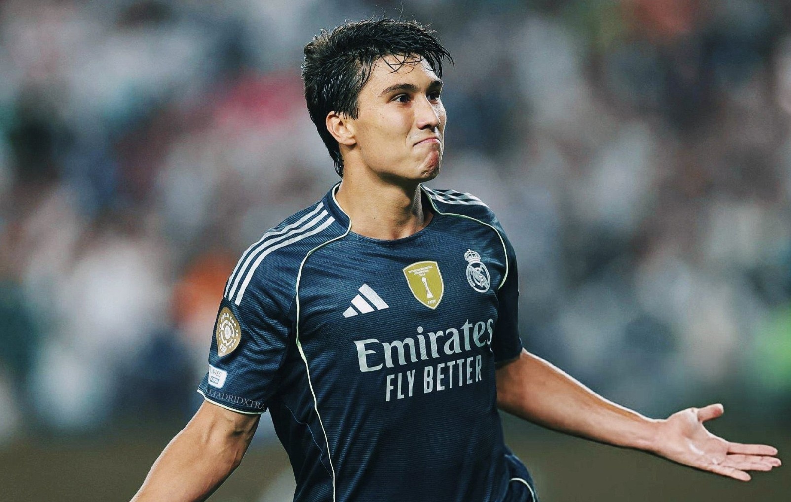 'Hien tuong' cua Real Madrid tang gia manh hinh anh