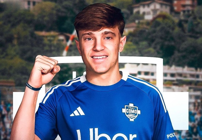 Doi cua Fabregas pha ky luc chuyen nhuong hinh anh