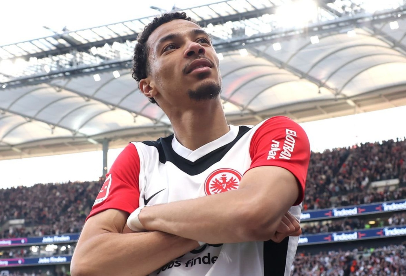 Liverpool san tien dao 85 trieu bang thay Jota hinh anh