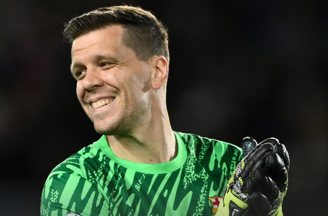 Barcelona chot tuong lai Szczesny hinh anh