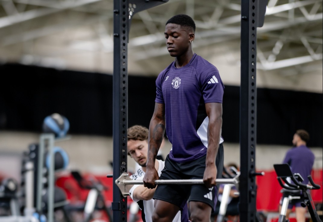 Phat hien thu vi trong buoi tap cua MU hinh anh