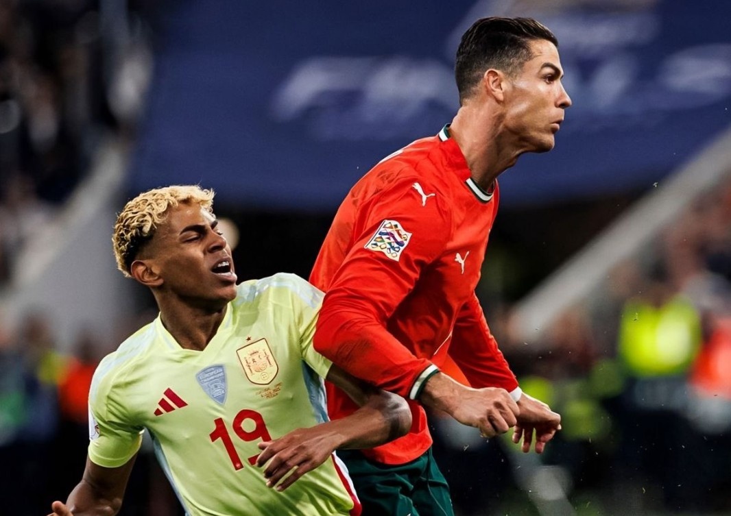 Con trai Ronaldo khen Yamal hay hon bo hinh anh