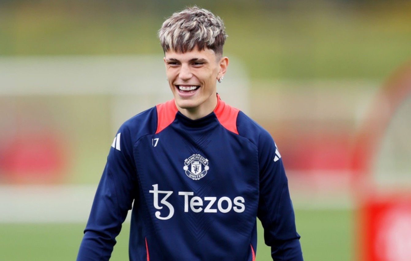 MU rao ban hon nua doi hinh hinh anh