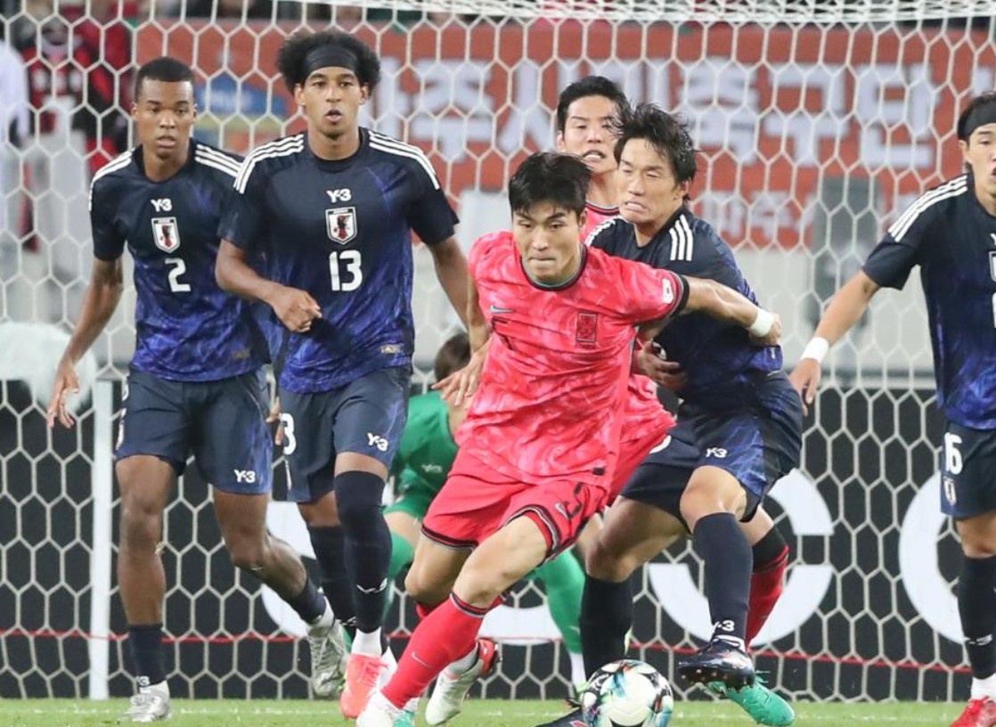 That bai lich su cua tuyen Han Quoc truoc Nhat Ban hinh anh