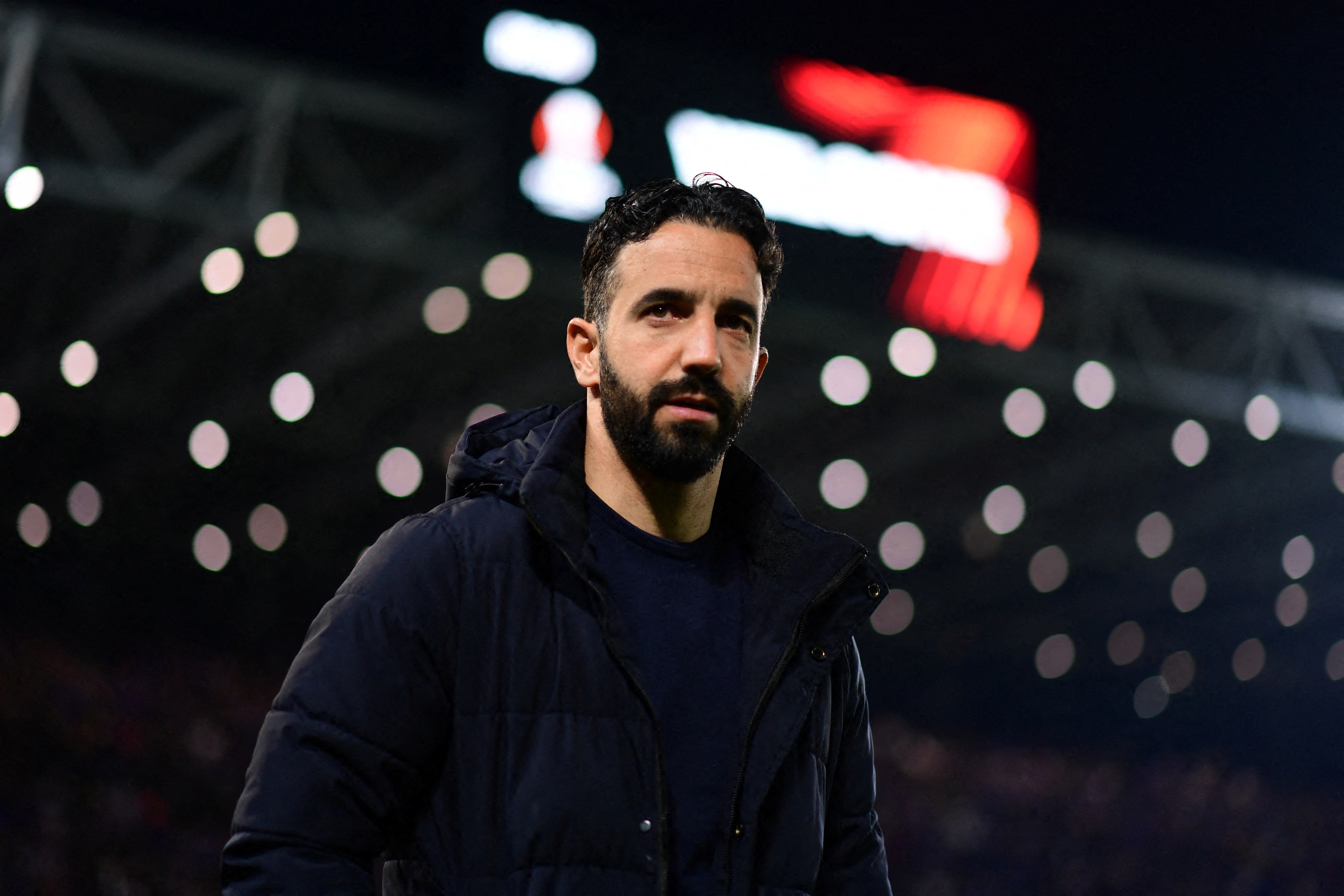 MU muon mang ve them 2 tan binh hinh anh