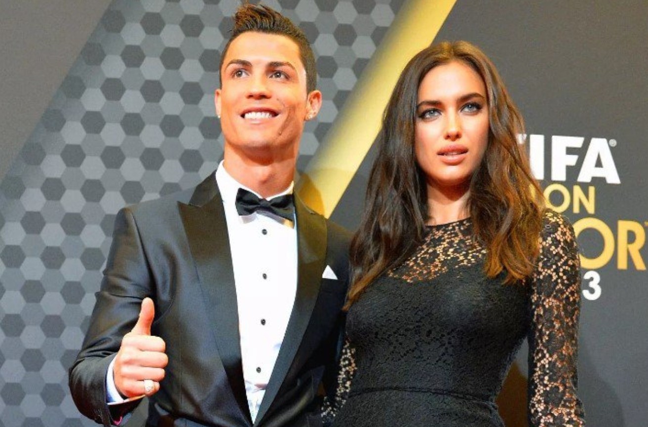 Co dau hut cua Ronaldo hinh anh