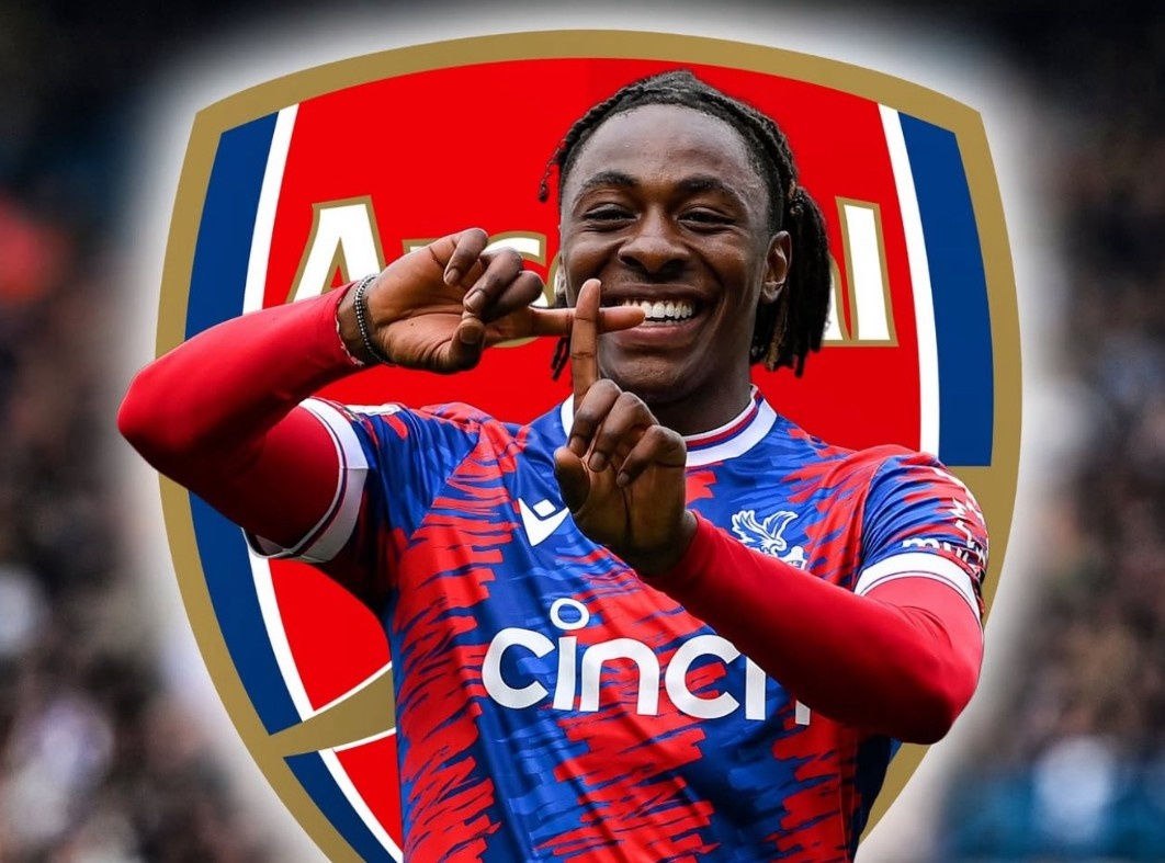 Arsenal sap no 'bom tan' gan 70 trieu bang hinh anh