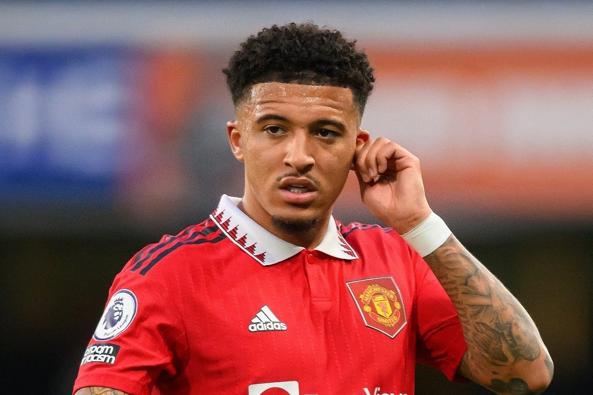 MU gay suc ep voi Sancho hinh anh