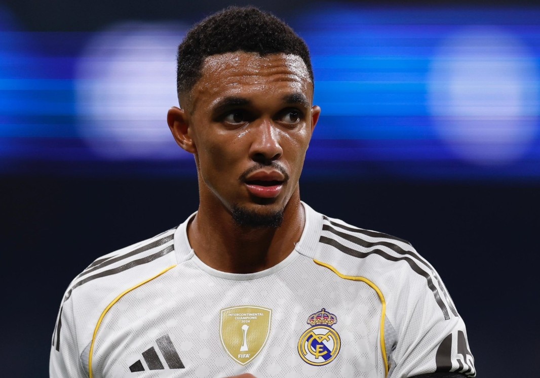 Alexander-Arnold lam nguy hinh anh