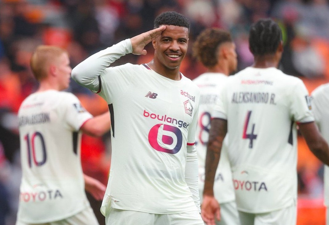 Tran dau gay soc tai Phap hinh anh