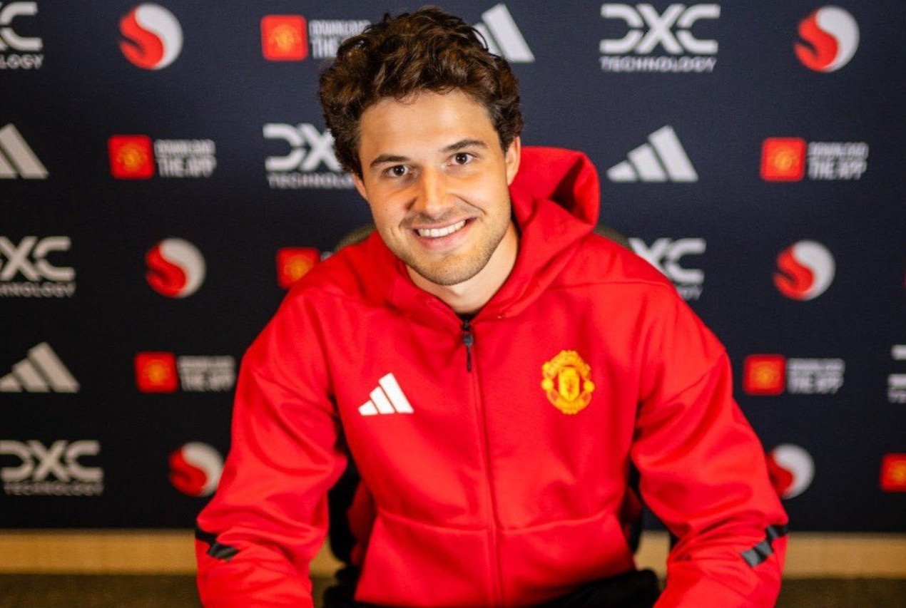 Tan binh MU la chuyen gia bat phat den hinh anh