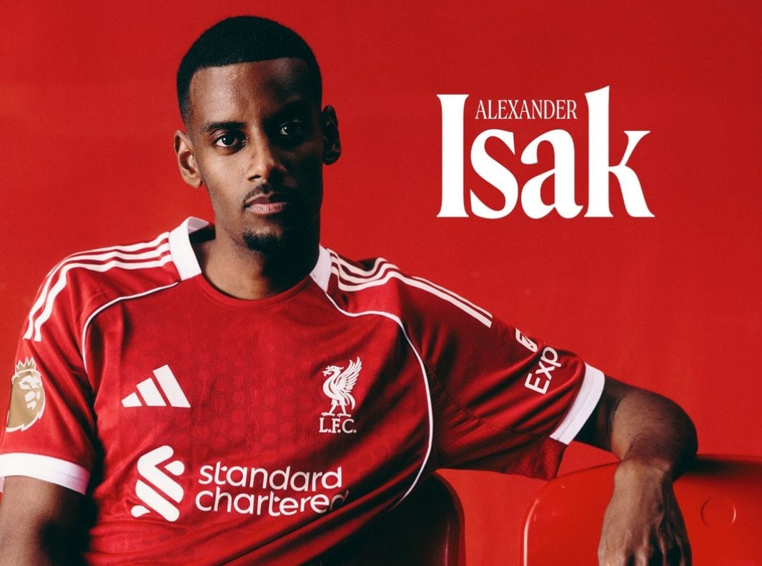 Kroos mia mai 'bom tan' Isak hinh anh