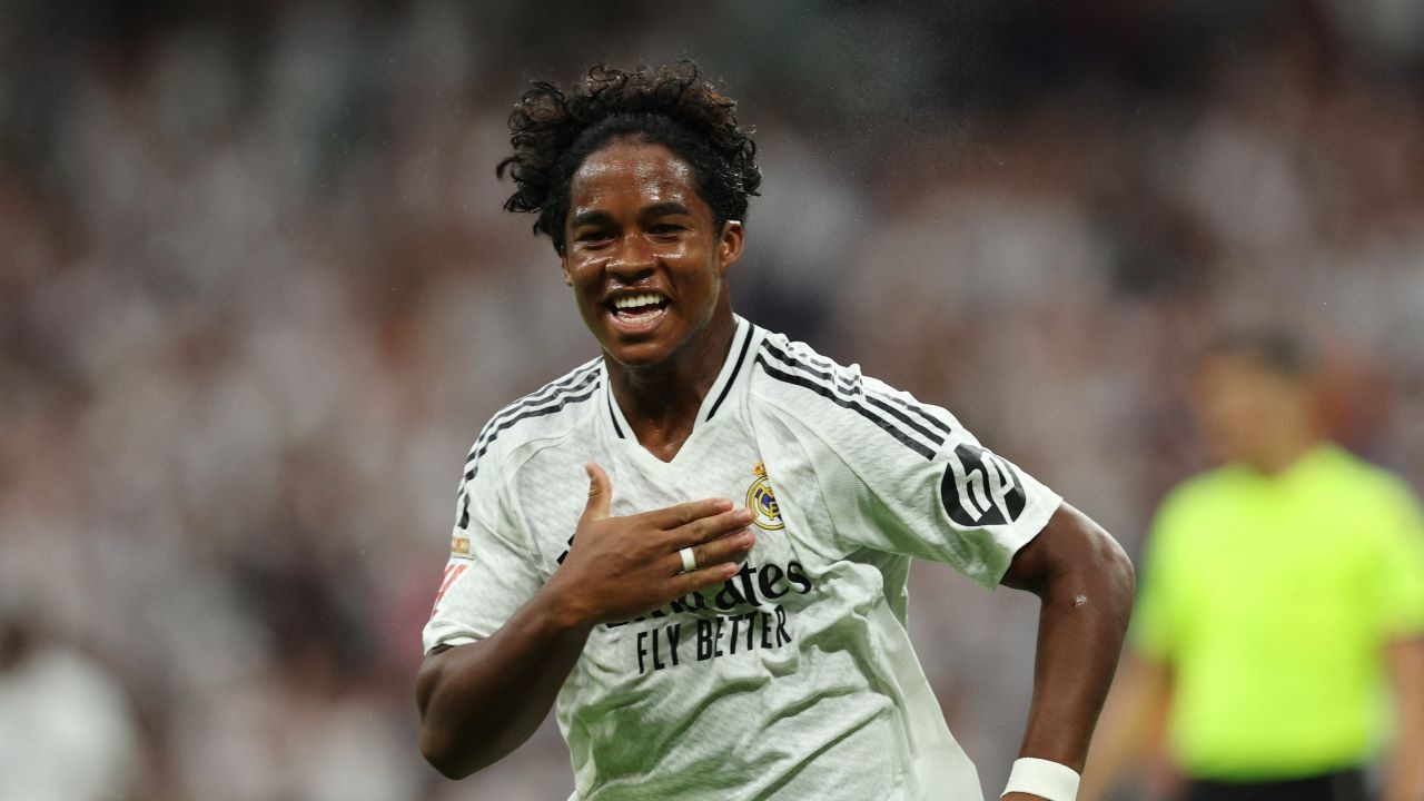 Co bap cua Endrick gay ngo ngang hinh anh