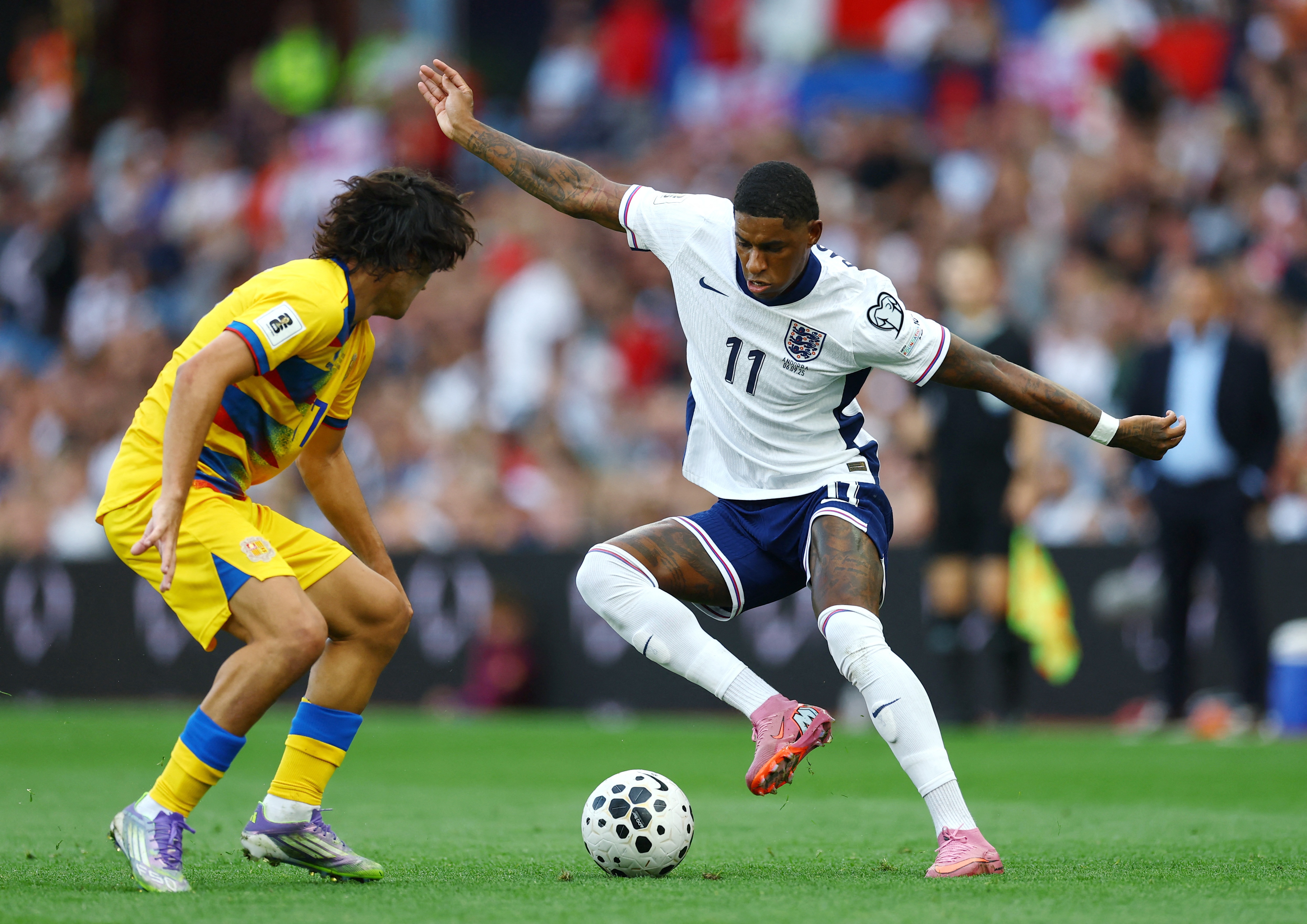 Rashford xu ly gay sot hinh anh