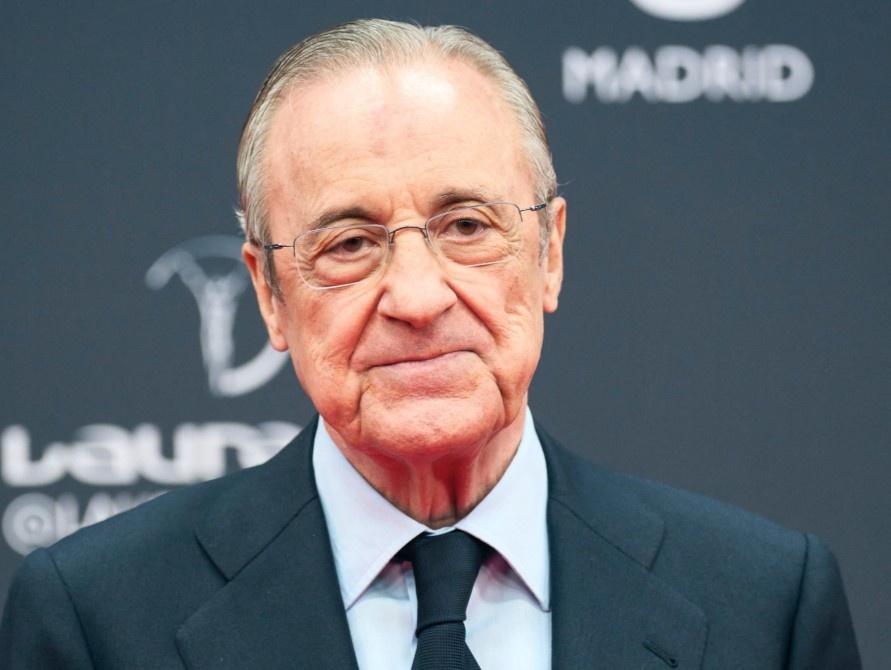 Real Madrid doa tay chay giai Qua bong vang 2025 hinh anh