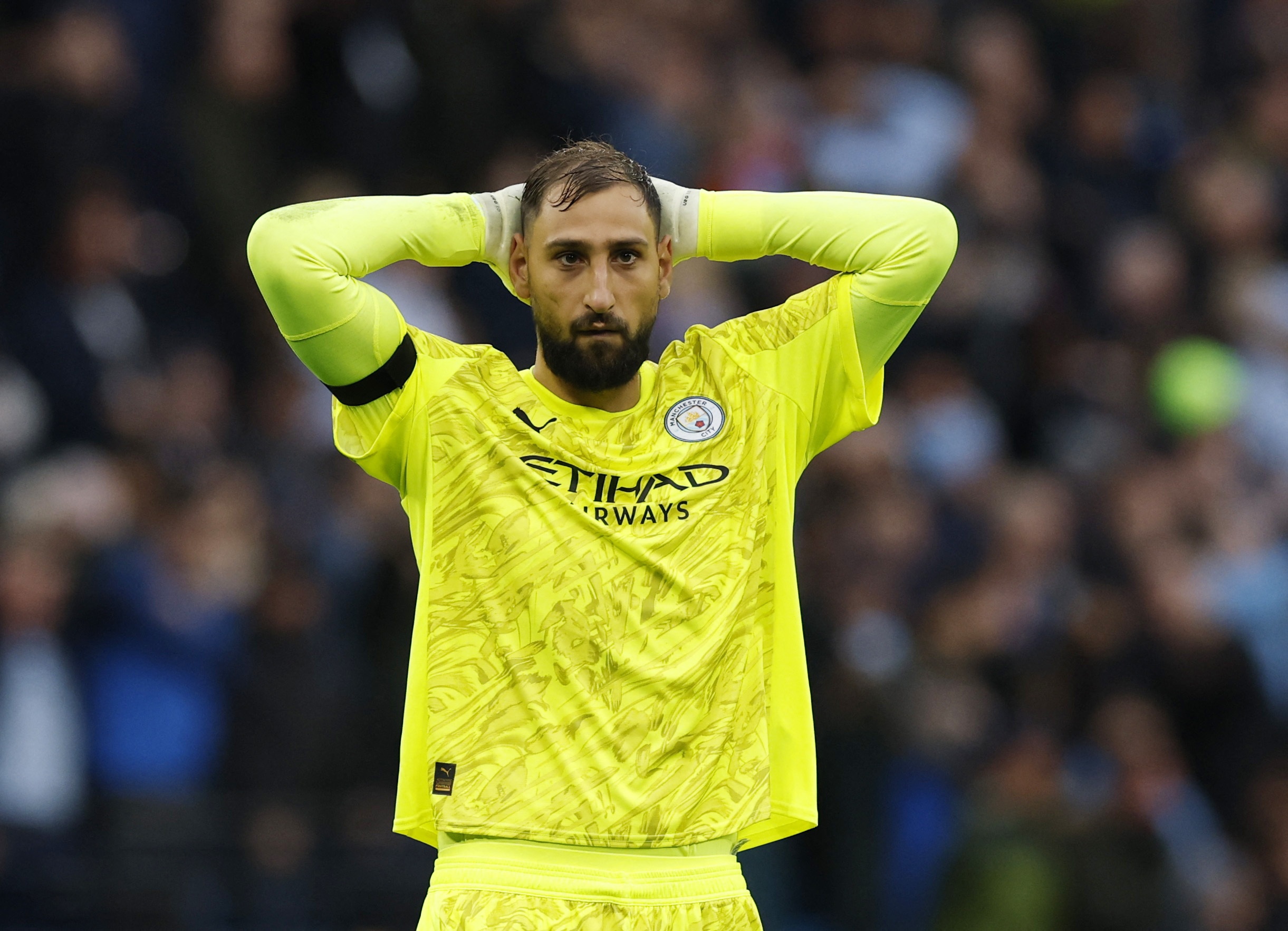 Ly do Donnarumma phai roi PSG hinh anh